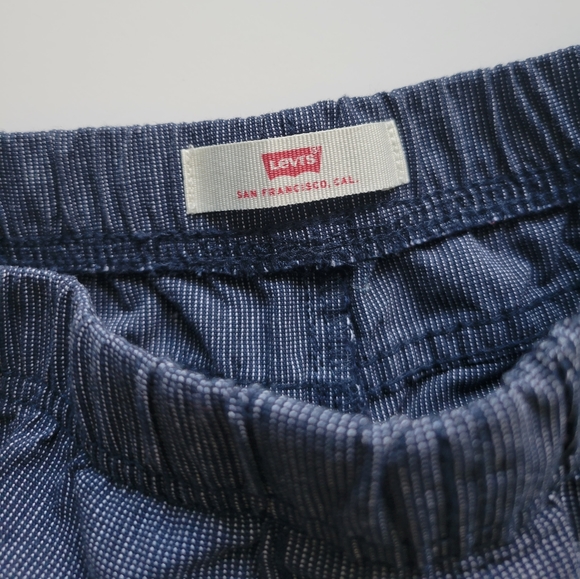 LEVI'S INFANT BOYS DENIM SHORTS - Picture 4 of 5
